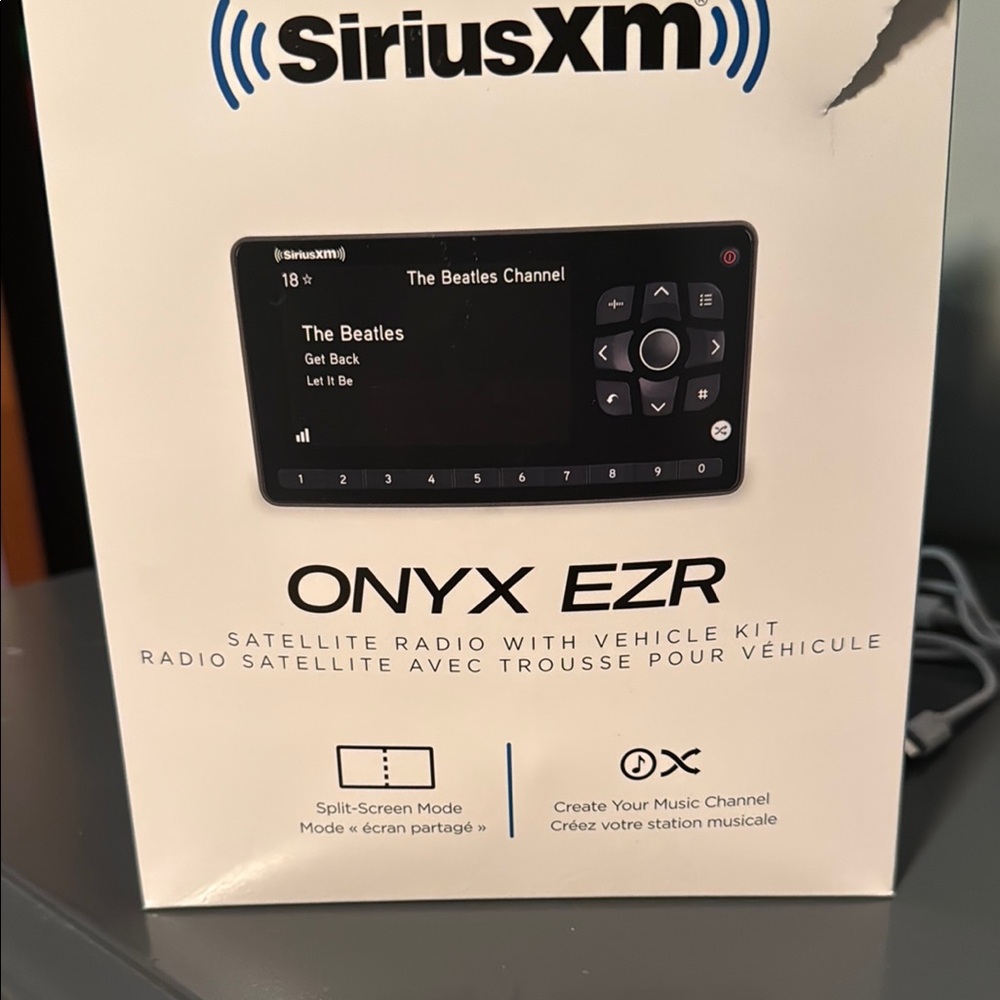 Onyx EZR Satellite Radio with Vehicle Kit - Black